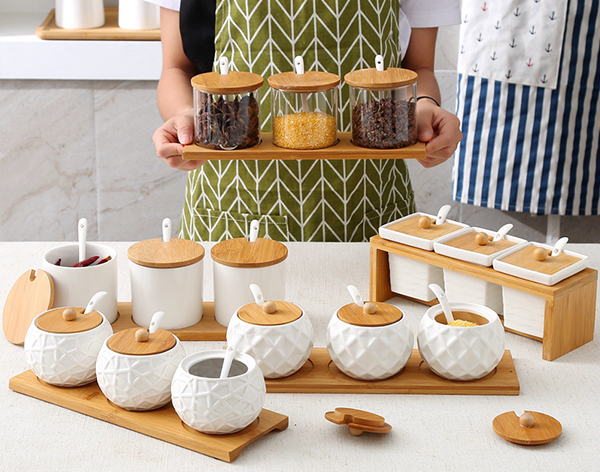 Bambu kürdan fiyatları plastik olanlarla nasıl karşılaştırılıyor?